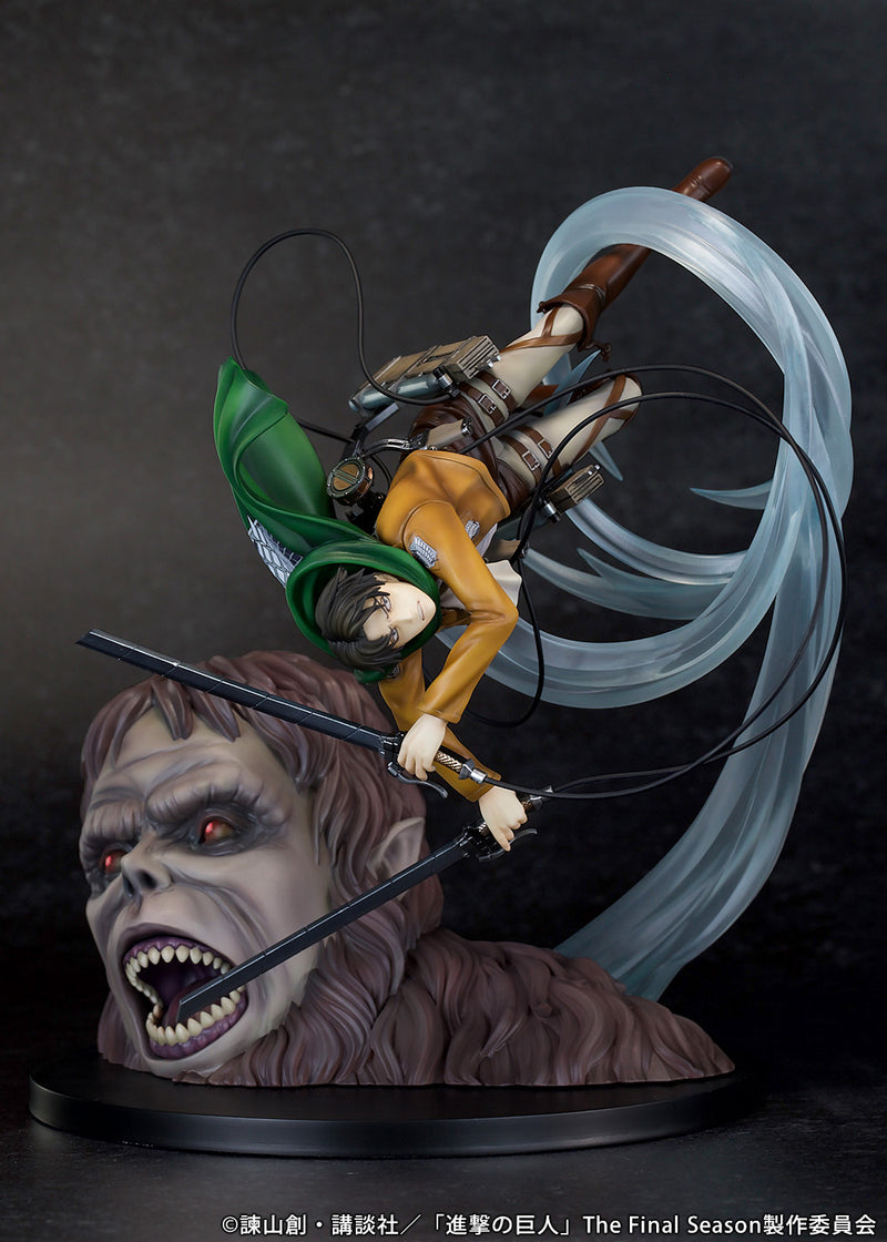 Attack on Titan PROOF Figure Levi vs Beast Titan Ver.