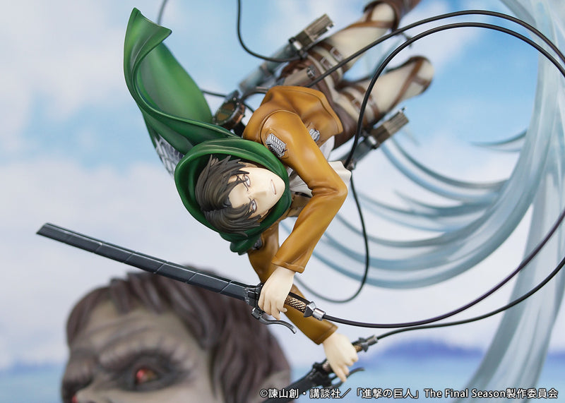 Attack on Titan PROOF Figure Levi vs Beast Titan Ver.