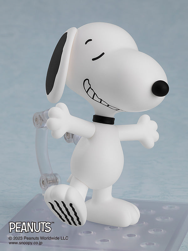 2200 PEANUTS Nendoroid Snoopy