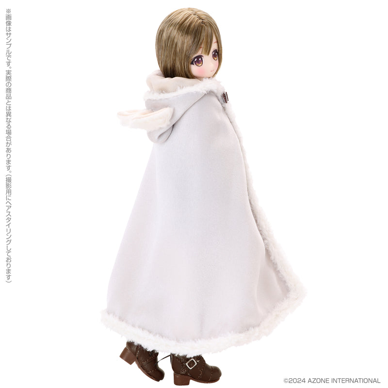 Alvastaria Azone international Tio White Snow Cat and the Wolf of the Winter Woods