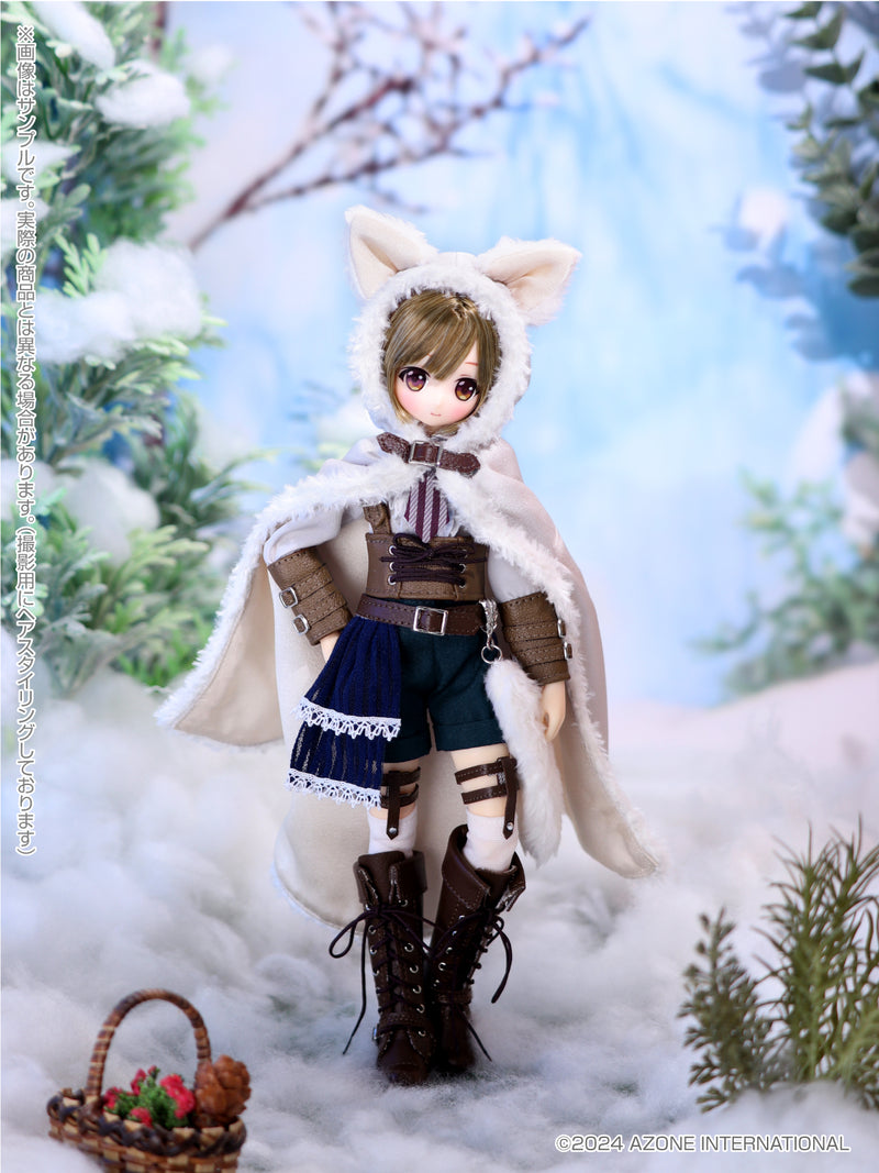 Alvastaria Azone international Tio White Snow Cat and the Wolf of the Winter Woods