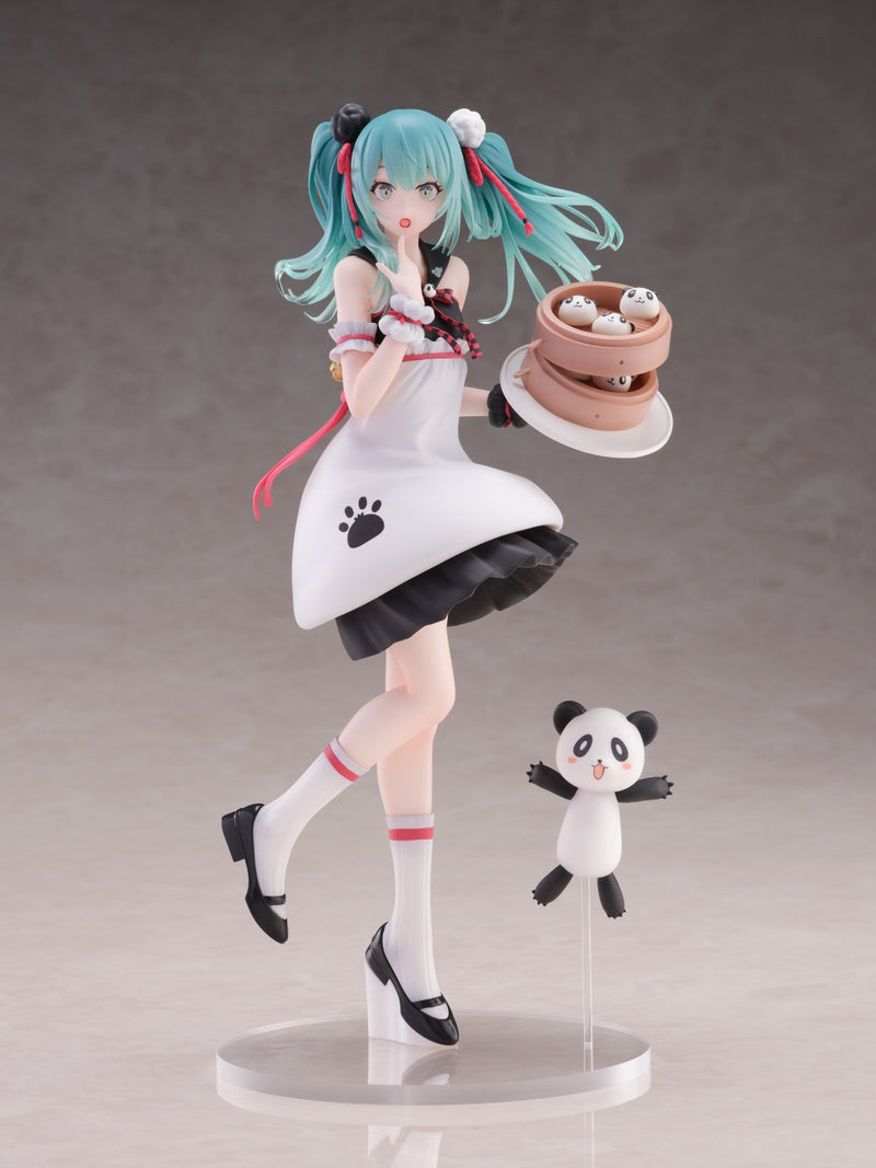 Hatsune Miku SEGA MIKU PANDA BUN FIGURE