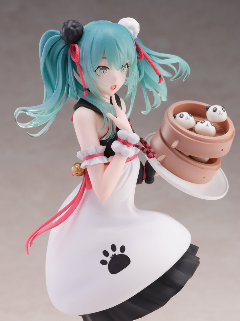 Hatsune Miku SEGA MIKU PANDA BUN FIGURE