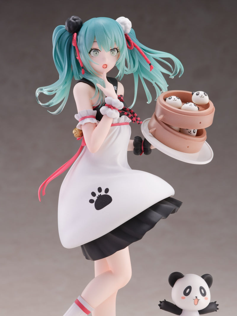 Hatsune Miku SEGA MIKU PANDA BUN FIGURE