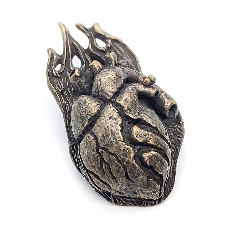 Dragon's Dogma 2 16 directions Heart of the Enlightened Brooch