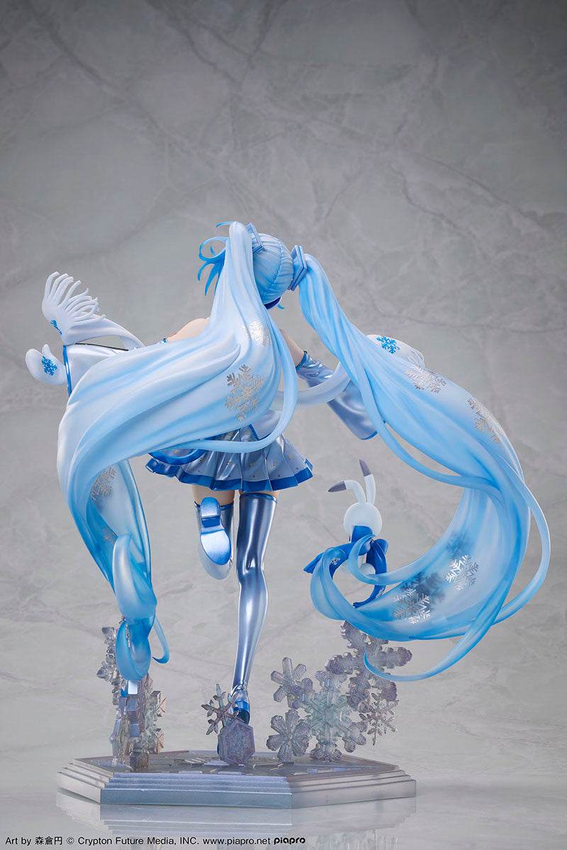 Character Vocal Series 01: Hatsune Miku Design COCO Snow Miku Sky Town 10th Anniversary Ver. 1/7 Complete Figure