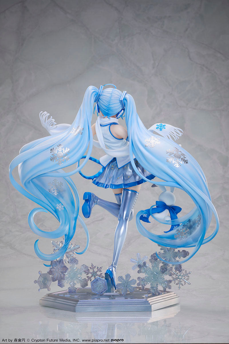 Character Vocal Series 01: Hatsune Miku Design COCO Snow Miku Sky Town 10th Anniversary Ver. 1/7 Complete Figure