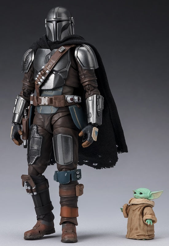 Star Wars: The Mandalorian Bandai S.H.Figuarts Mandalorian & Grogu (JP)