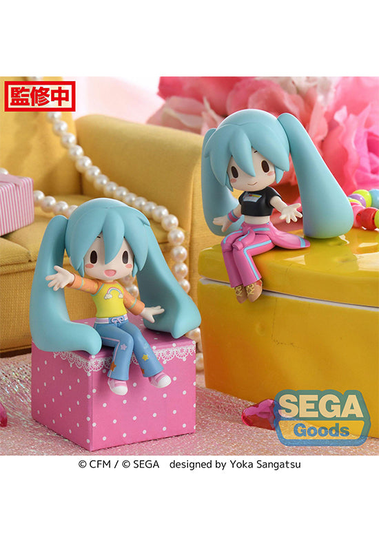 Hatsune Miku x Love and Berry Dress Up and Dance! SEGA fuwa petit Perching Mini Figure Hatsune Miku (EX)