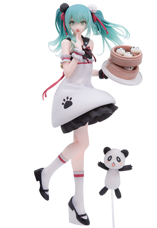 Hatsune Miku SEGA MIKU PANDA BUN FIGURE