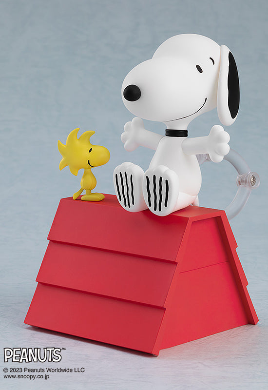 2200 PEANUTS Nendoroid Snoopy