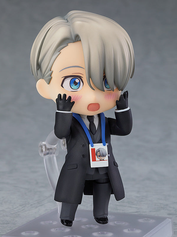 865 YURI!!! on ICE Nendoroid Victor Nikiforov: Coach Ver.