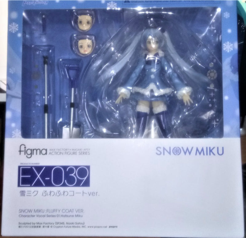 EX-039 Character Vocal Series 01: figma Snow Miku: Fluffy Coat ver.