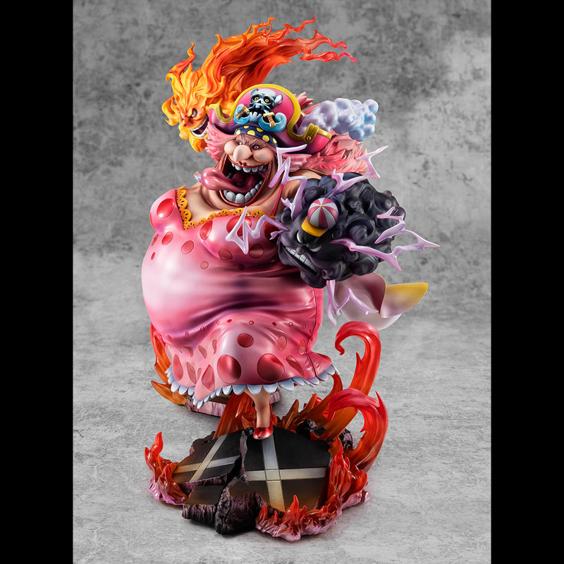 ONE PIECE MEGAHOUSE Portrait.Of.Pirates SA-MAXIMUM  Great Pirate Big Mom Charlotte Linlin