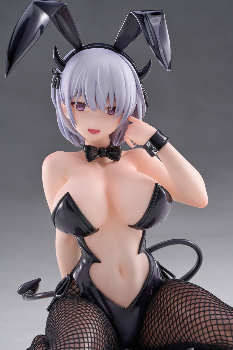 BUNNY GIRL LUME XCX ILLUSTRATED BY YATSUMI SUZUAME DELUXE VER. (tapestry)