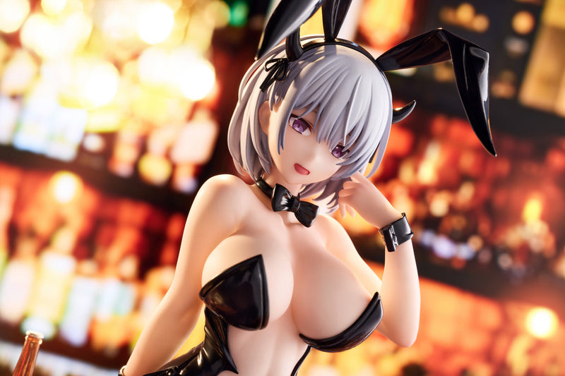 BUNNY GIRL LUME XCX ILLUSTRATED BY YATSUMI SUZUAME DELUXE VER. (tapestry)