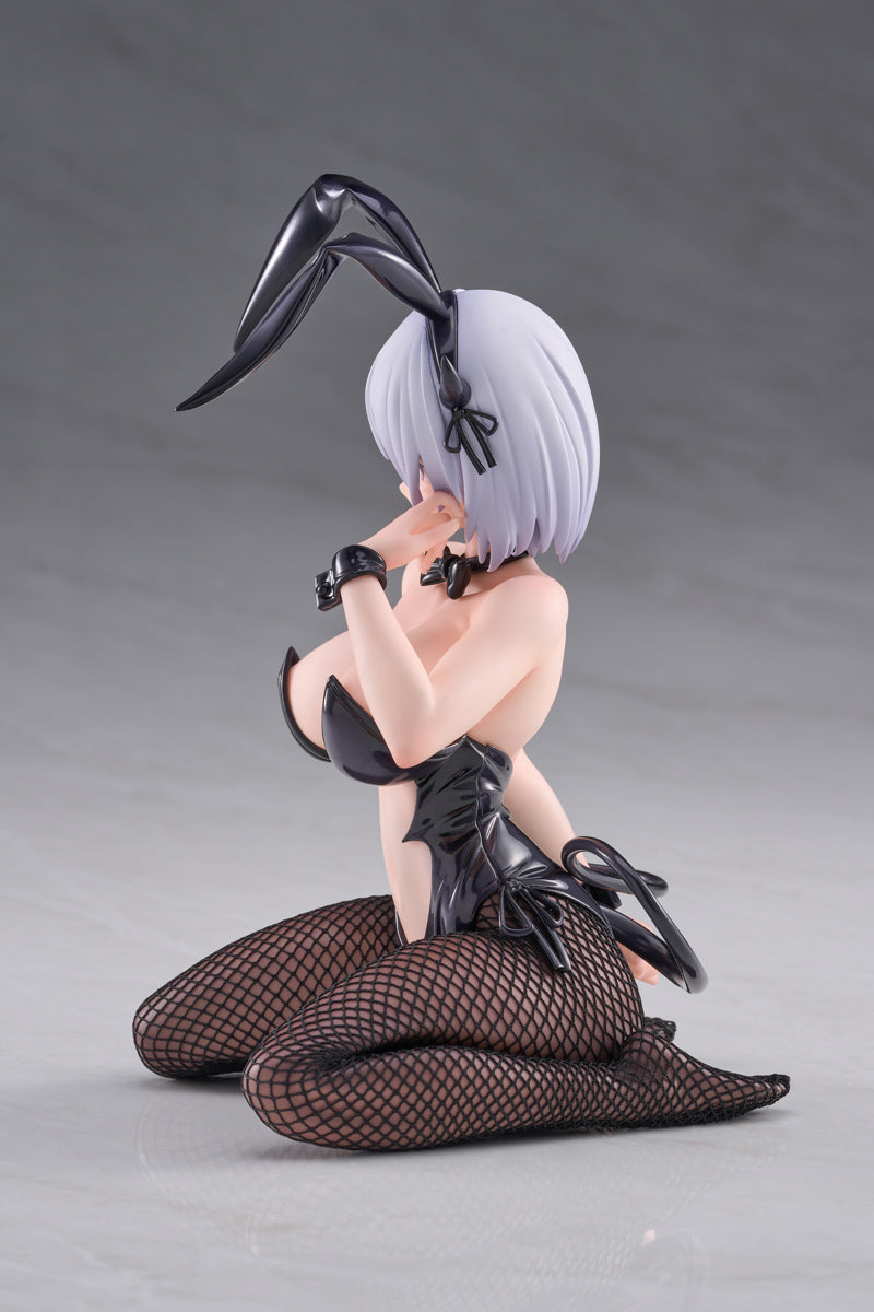 BUNNY GIRL LUME XCX ILLUSTRATED BY YATSUMI SUZUAME DELUXE VER. (tapestry)