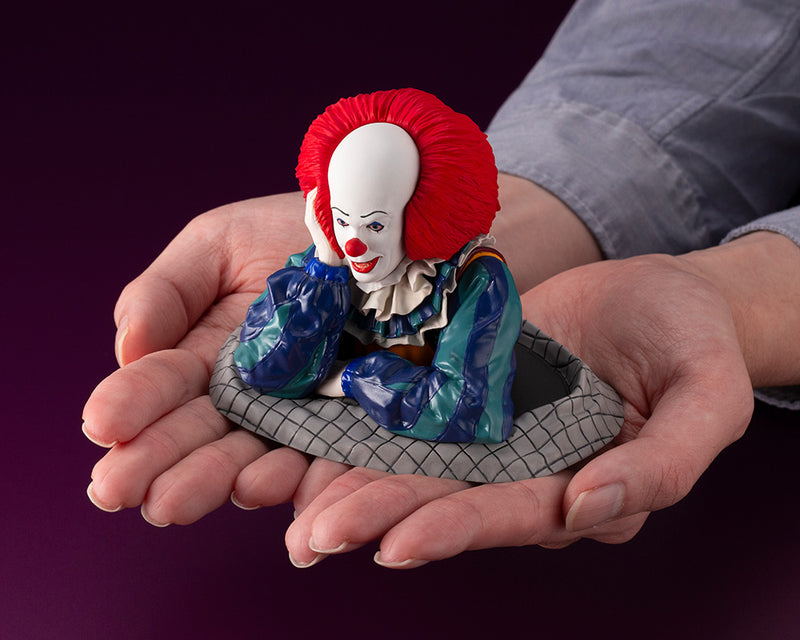 IT 1990 Kotobukiya IT PENNYWISE ARTFX STATUE